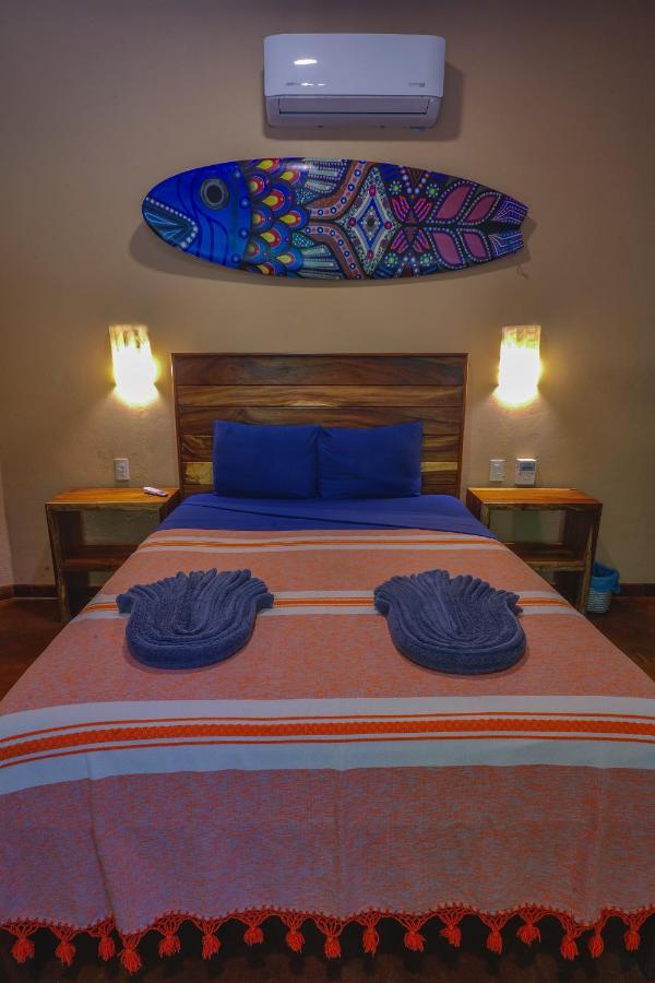 Hotel Gallo De Mar ปูแอร์โตเอสกอนดิโด ภายนอก รูปภาพ